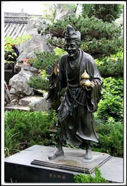 鑄銅濟公佛像